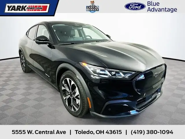 2025 Ford Mustang-Mach-e Select photo 1