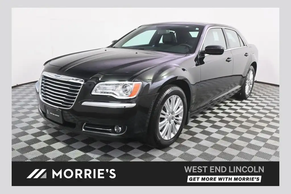 2014 Chrysler 300 AWD's photo