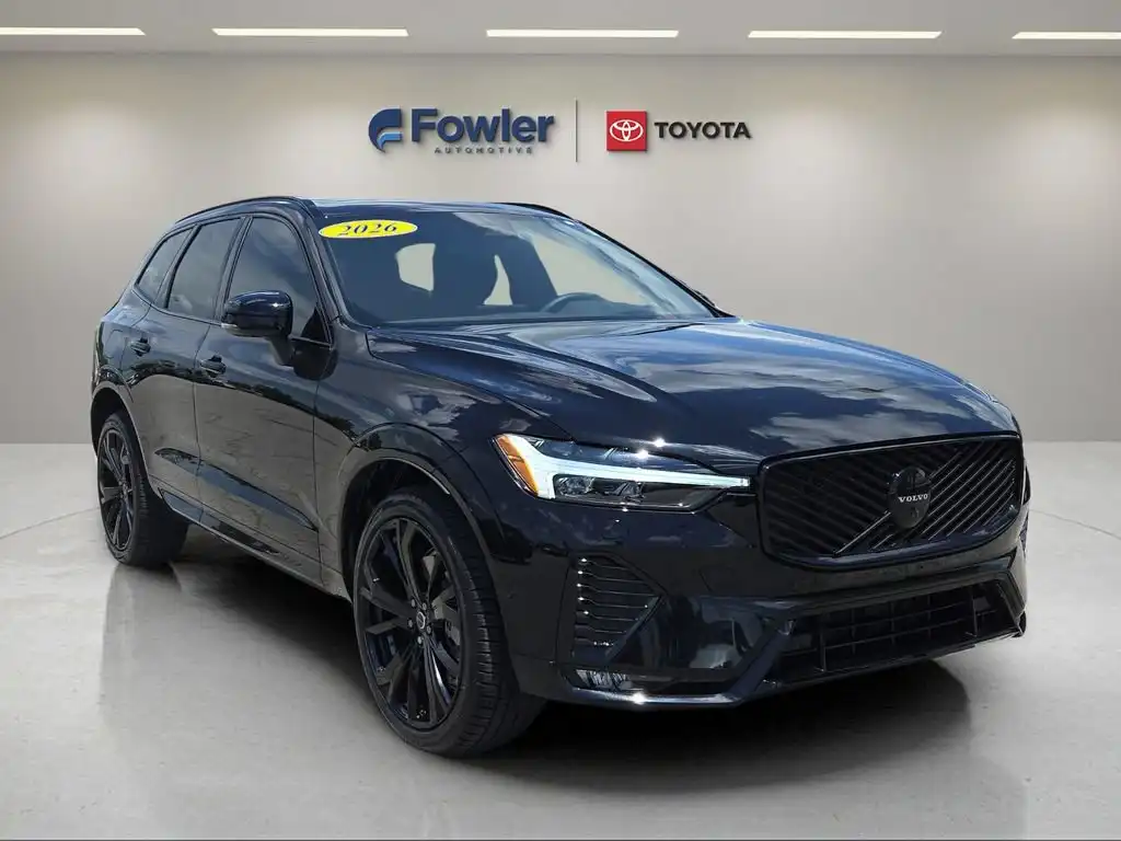 2026 Volvo XC60 B5 Ultra Black Edition Theme AWD's photo