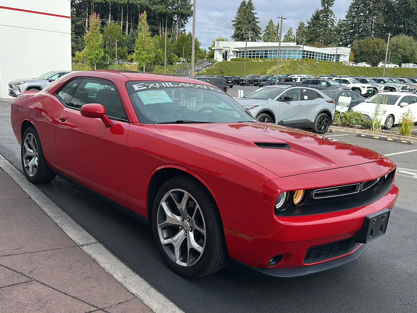 2016 Dodge Challenger SXT Plus photo 4