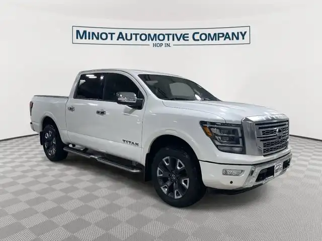 2023 Nissan Titan Platinum Reserve 4X4 Crew Cab's photo