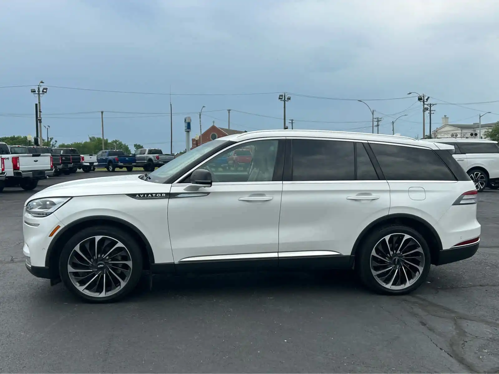 2020 Lincoln Aviator Reserve AWD's photo