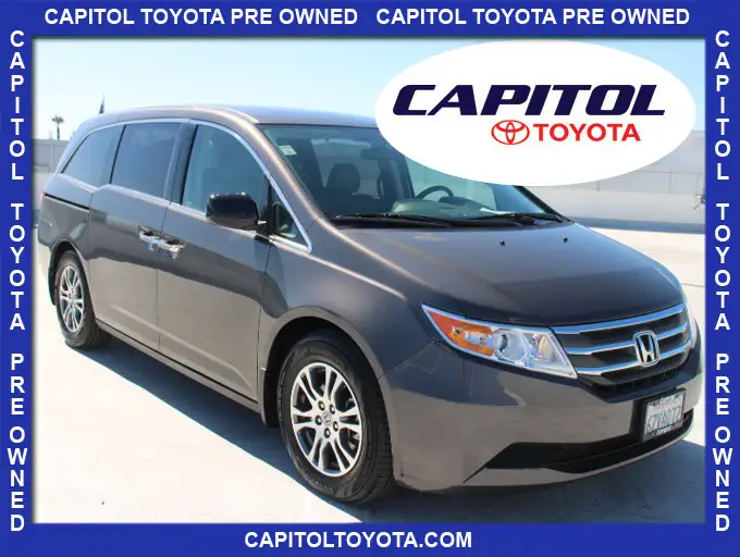 2013 Honda Odyssey EX photo 1