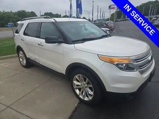 2015 Ford Explorer XLT 4x4's photo