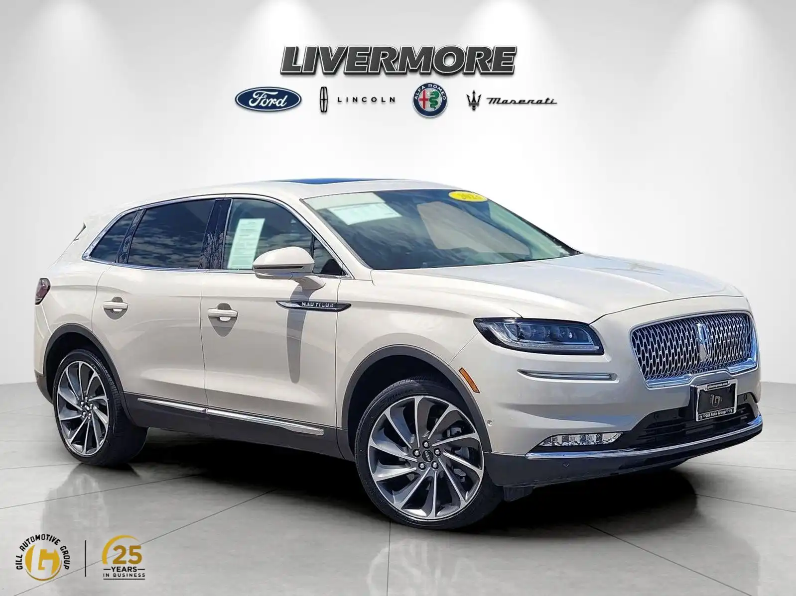 2023 Lincoln Nautilus Reserve AWD's photo