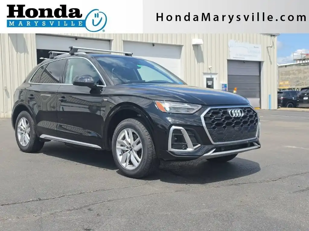 2023 Audi Q5 45 Premium's photo