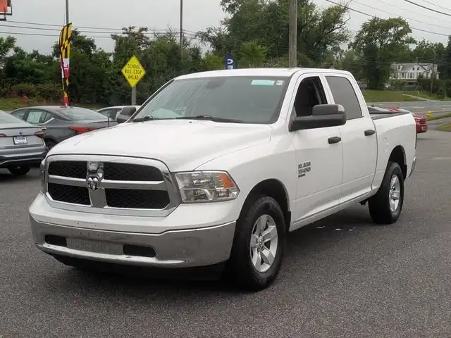2023 RAM 1500 Classic SLT 4x4 Crew Cab 5'7's photo