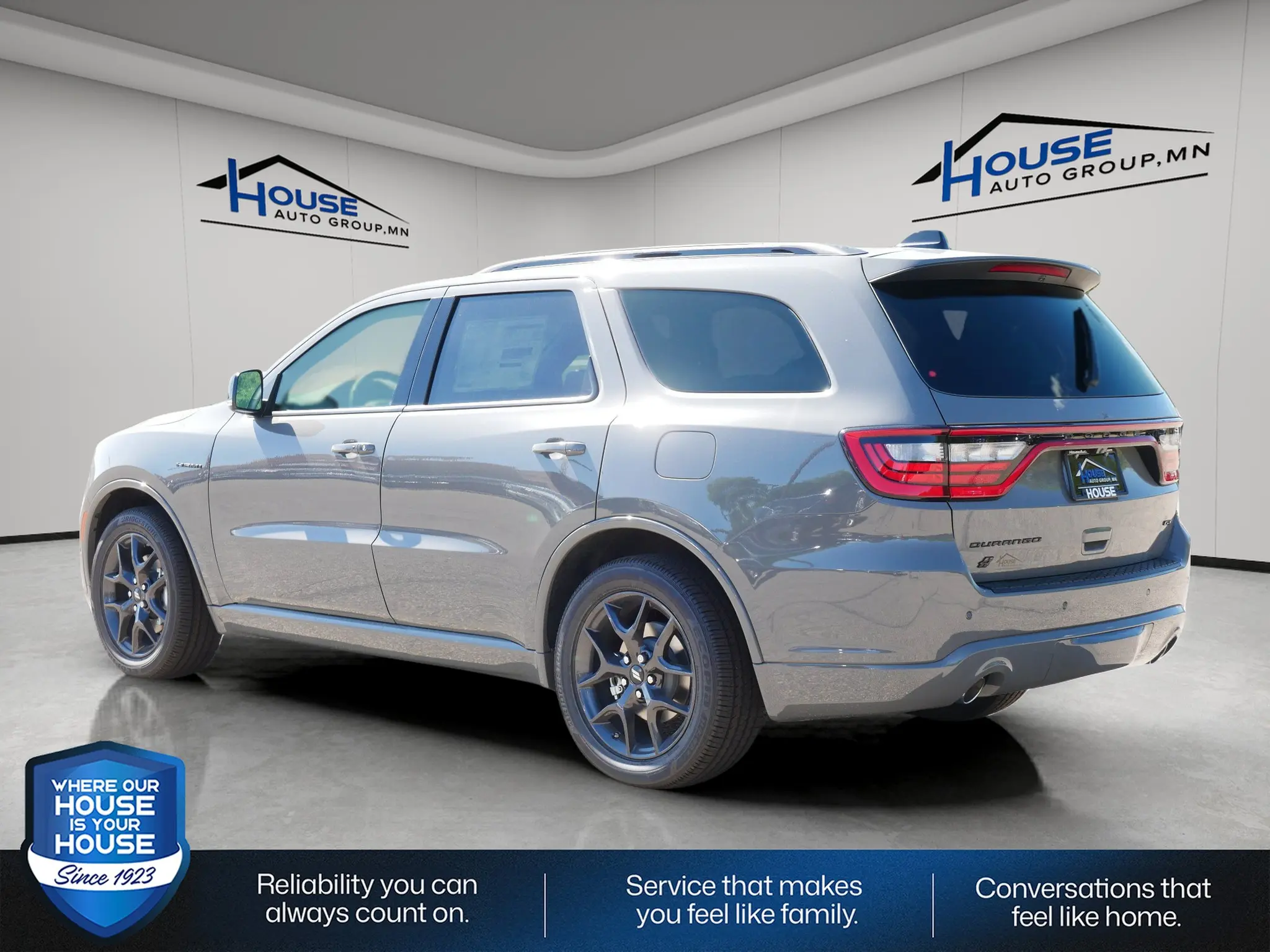 2027 Dodge Durango HEMI V8 GT AWD Plus photo 4