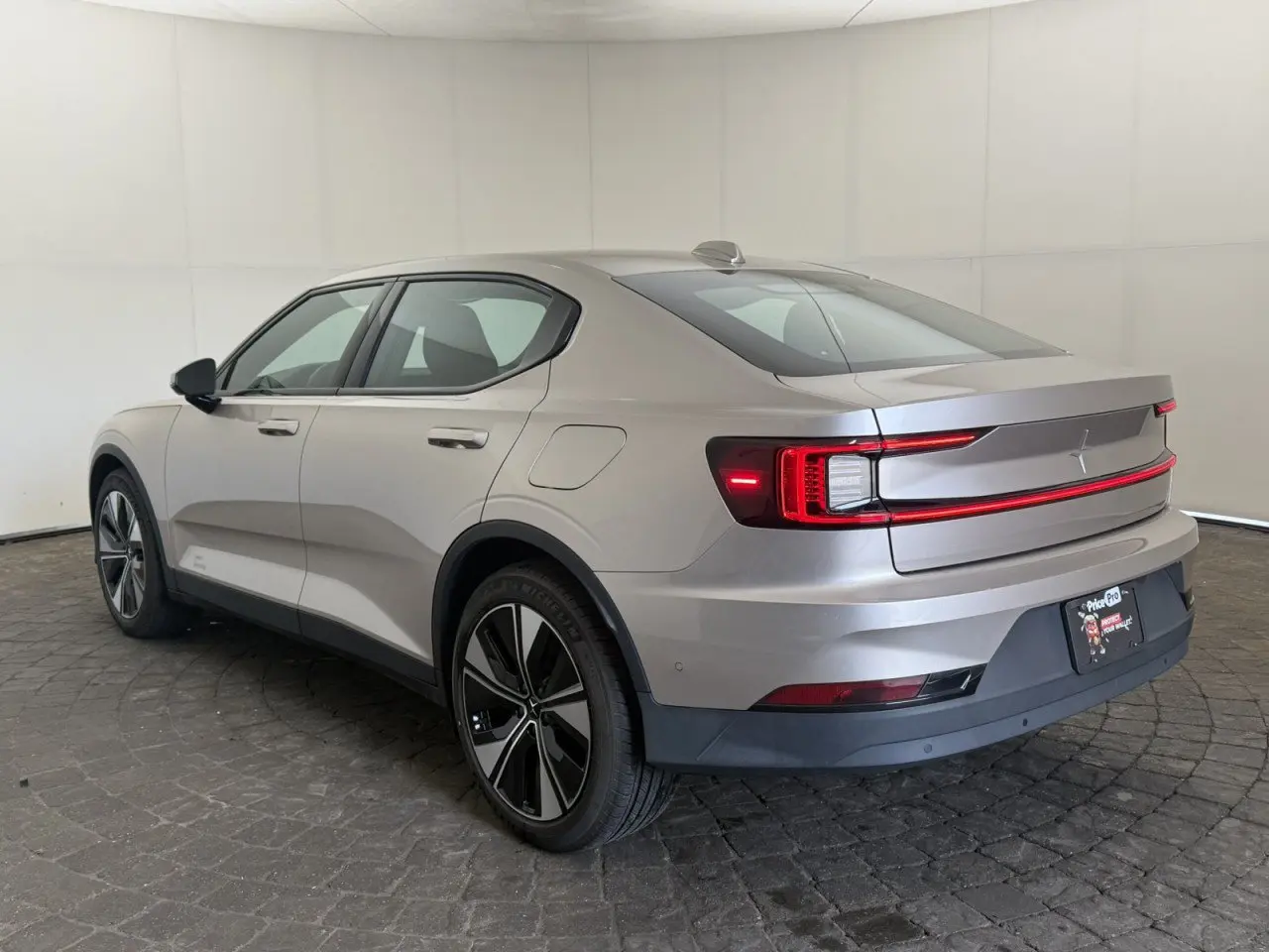 2024 Polestar 2 Plus photo 5