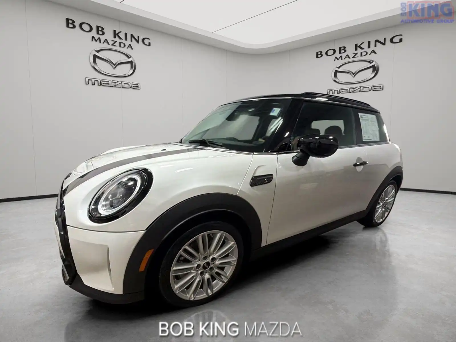 2023 MINI Cooper Cooper S 3 Door's photo