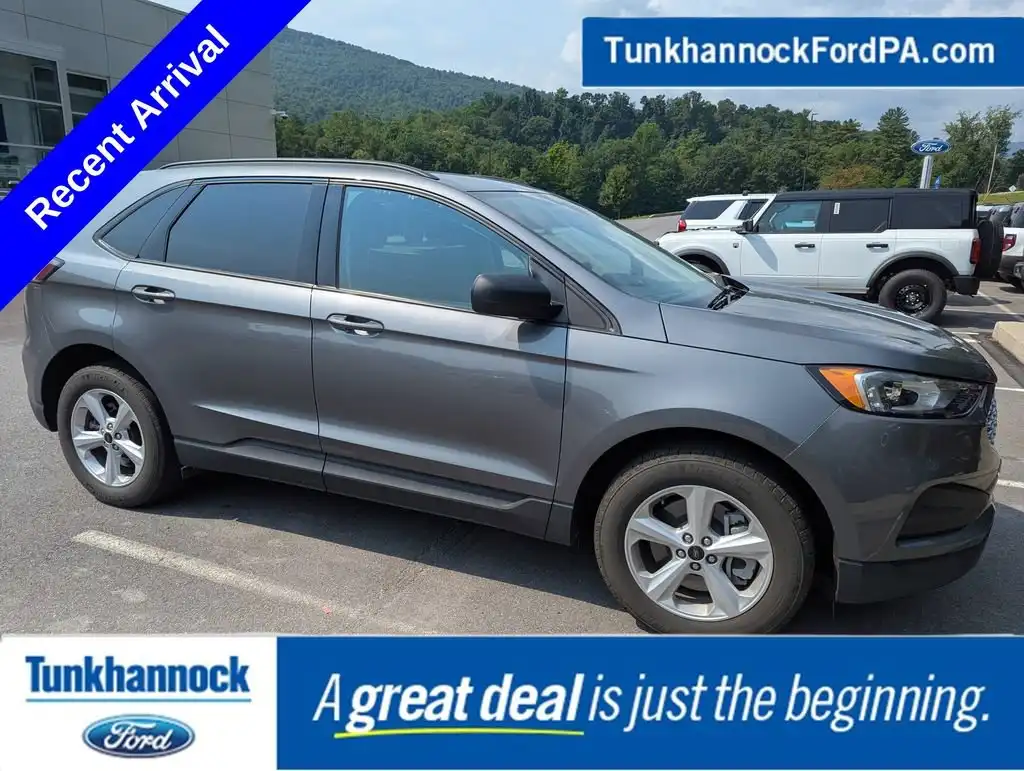 2024 Ford Edge SE AWD's photo