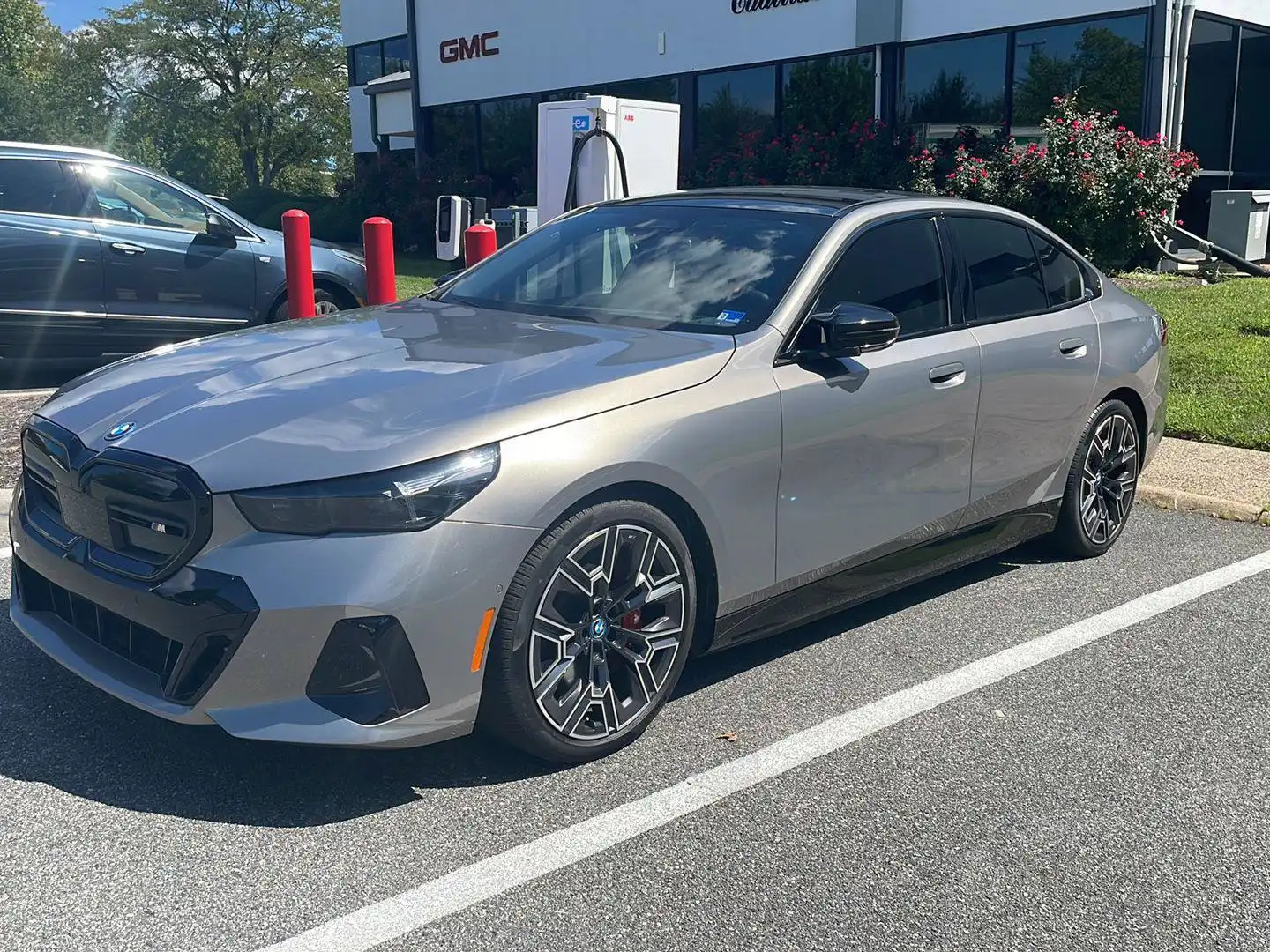 2024 BMW i5 M60 xDrive Sedan's photo