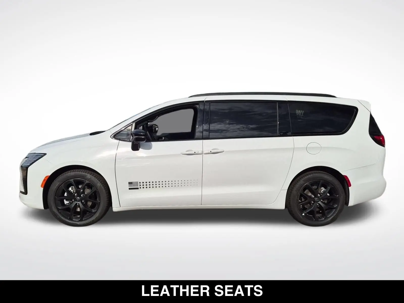 2027 Chrysler Pacifica Select photo 5
