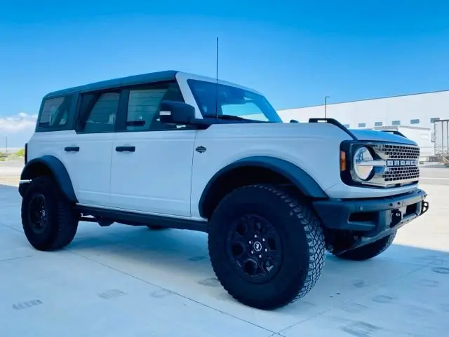 2024 Ford Bronco Wildtrak 4x4 photo 3