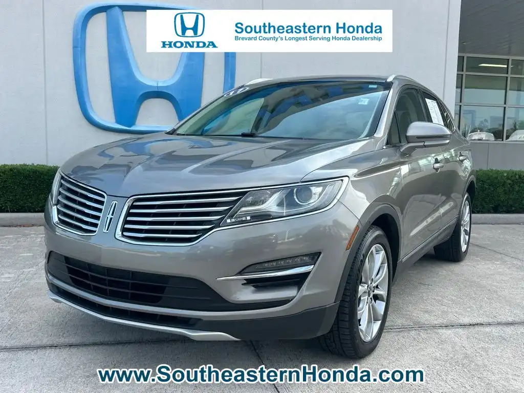 2017 Lincoln MKC Select FWD's photo