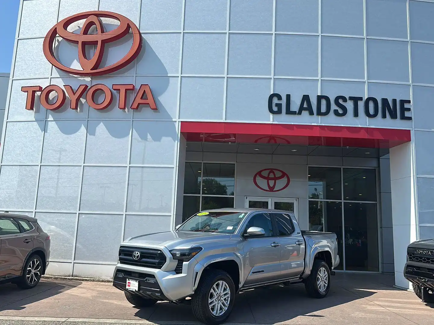 2025 Toyota Tacoma SR5 4x2 Double Cab's photo