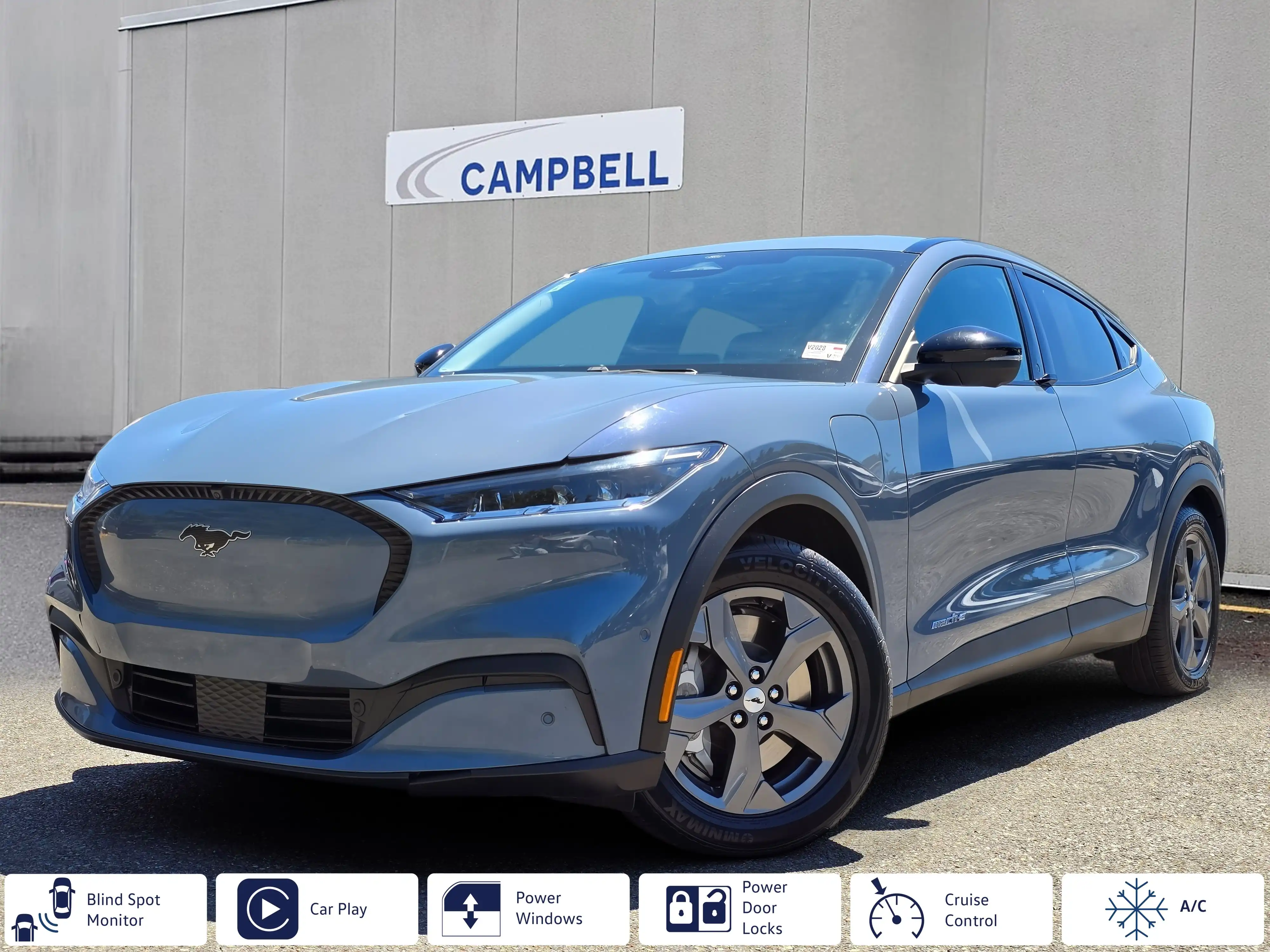 2023 Ford Mustang-Mach-e Select's photo