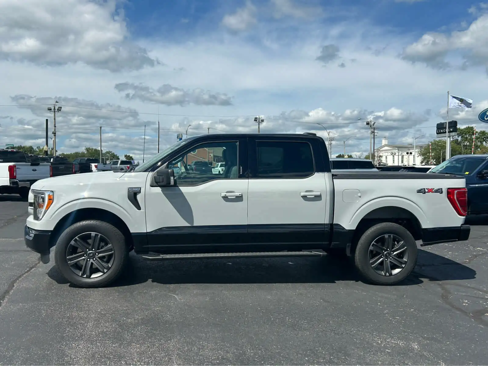 2023 Ford F-150 XLT 4x4 SuperCrew 5-1/2 Box's photo