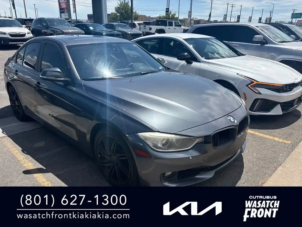 2013 BMW 3 Series 335i xDrive Sedan's photo
