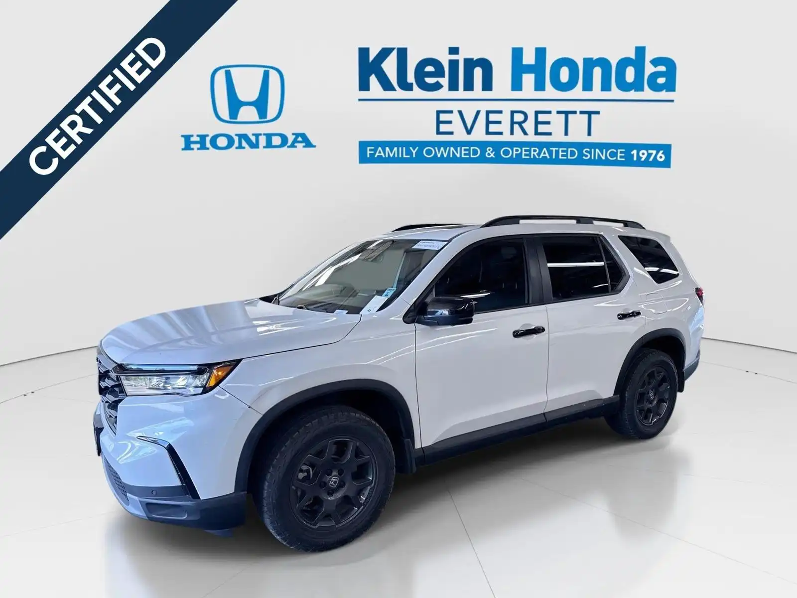 2025 Honda Pilot TrailSport AWD's photo