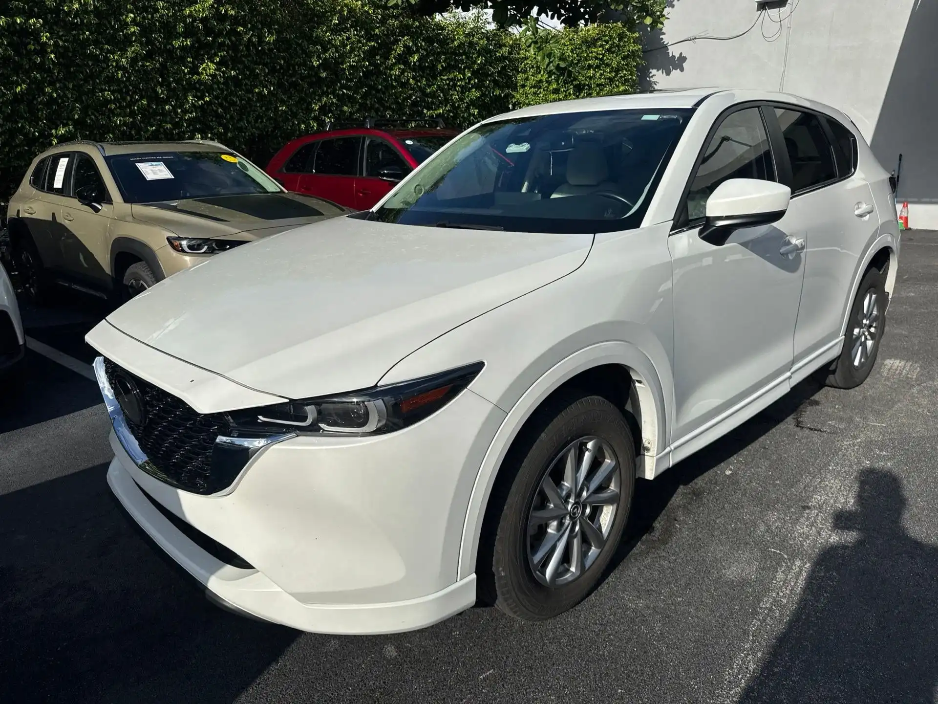 2024 Mazda CX-5 S Preferred package Auto AWD's photo