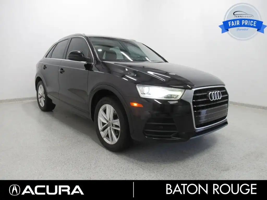 2016 Audi Q3 2.0T FWD tiptronic Premium Plus's photo