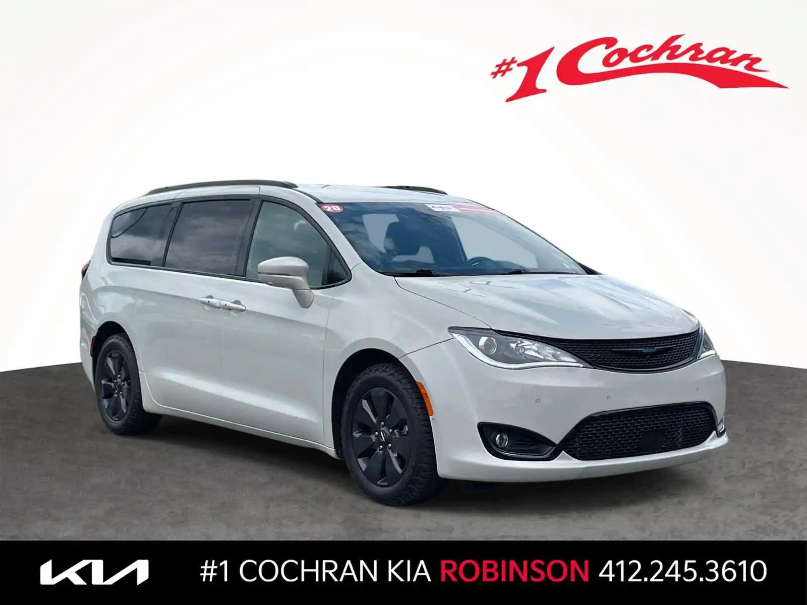2020 Chrysler Pacifica Hybrid Limited's photo