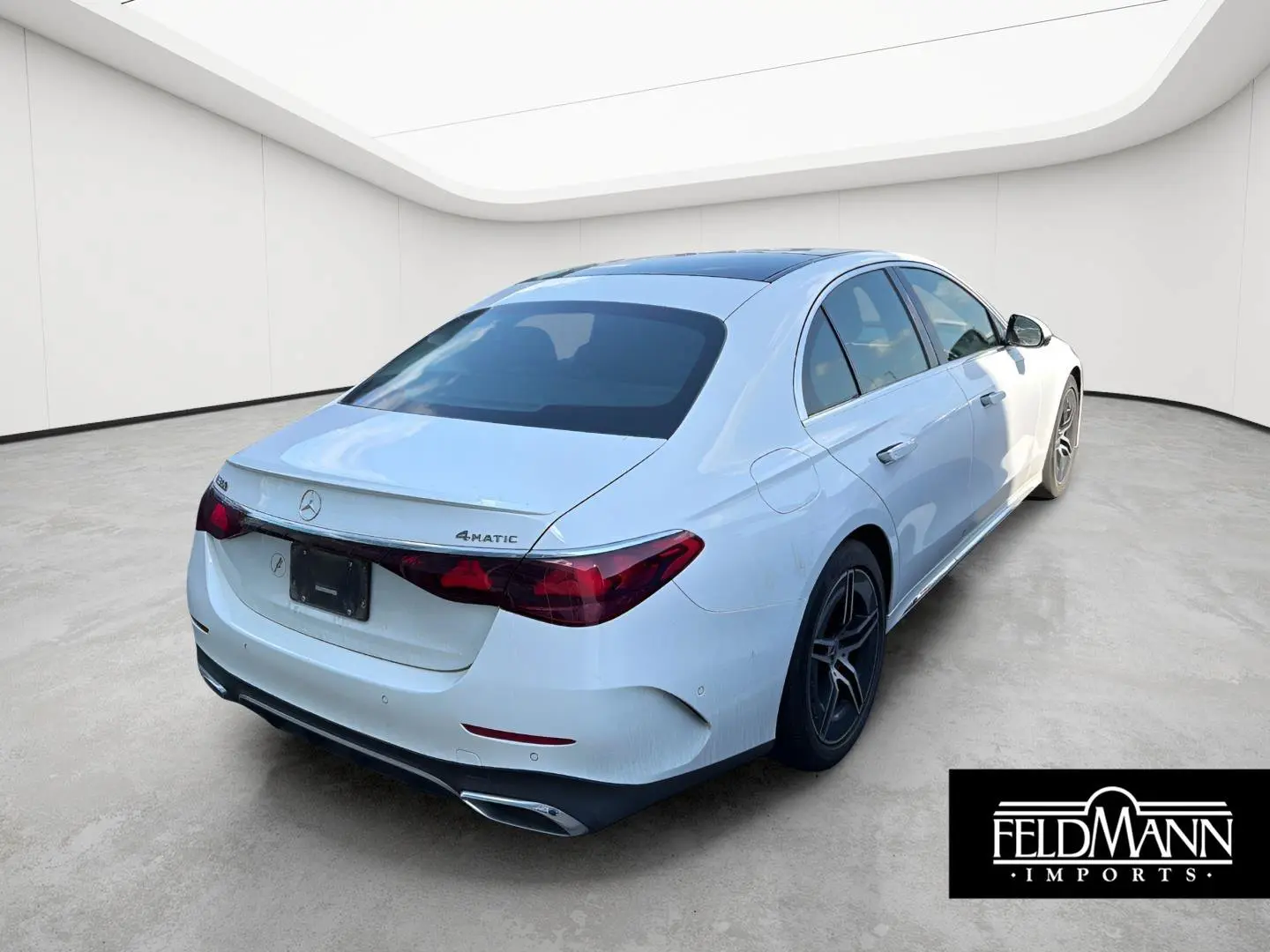 2025 Mercedes-Benz E-Class E350 4MATIC photo 3