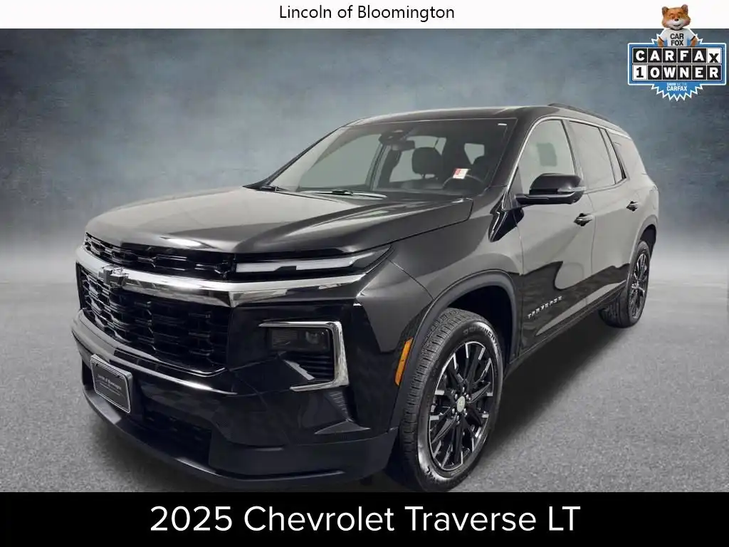 2025 Chevrolet Traverse LT AWD's photo