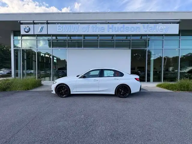 2026 BMW 3 Series M340i xDrive Sedan's photo