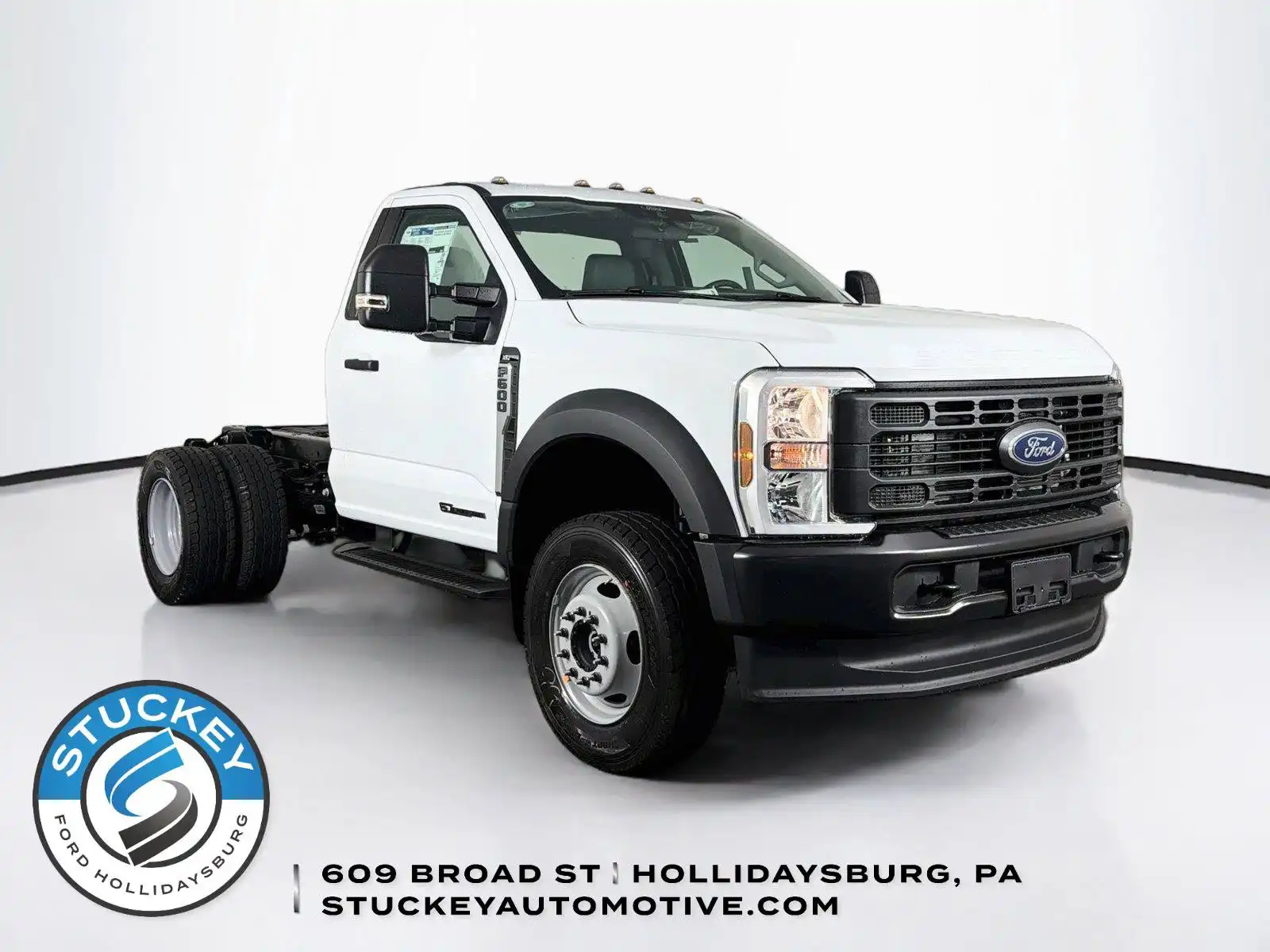2026 Ford F-600 XL 4WD Regular Cab DRW 145 in's photo