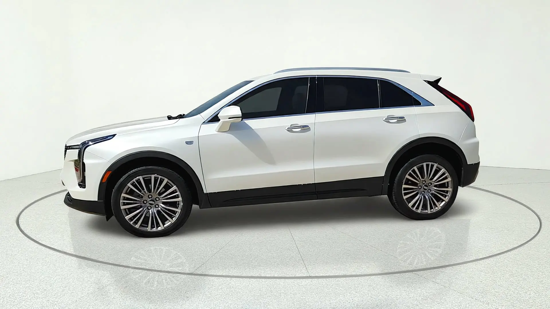 2024 Cadillac XT4 Premium Luxury photo 5