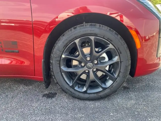 2027 Chrysler Pacifica Select photo 5