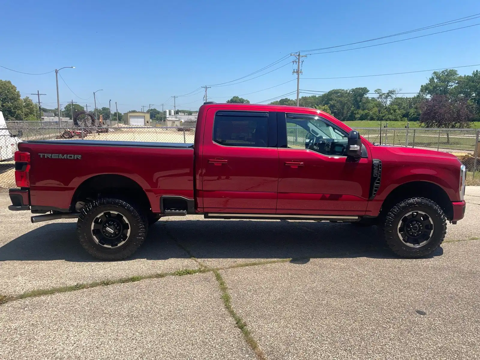 2025 Ford F-350 Lariat 4x4 Crew Cab 6-3/4' Box SRW's photo