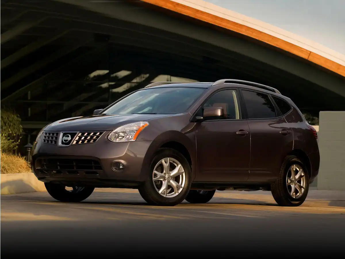 2010 Nissan Rogue S AWD's photo