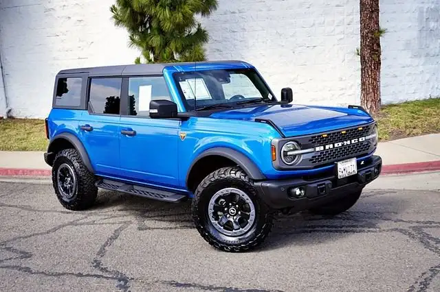 2023 Ford Bronco Badlands 4x4's photo