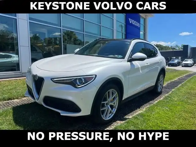 2019 Alfa Romeo Stelvio Ti Sport AWD's photo