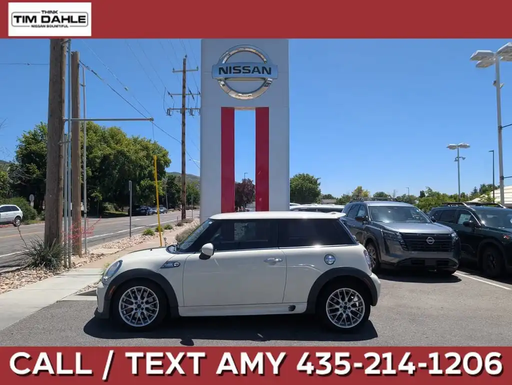 2012 MINI Cooper John Cooper Works Hardtop's photo