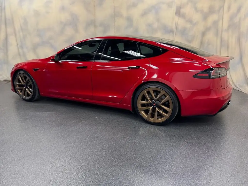 2022 Tesla Model S Long Range photo 4