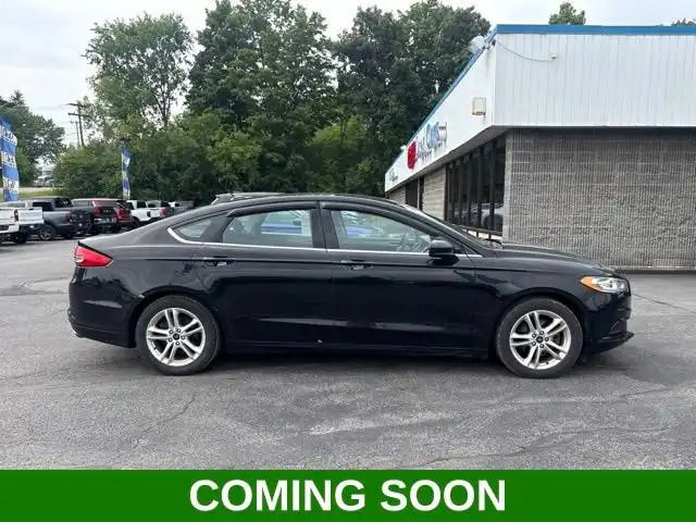 2018 Ford Fusion SE FWD's photo