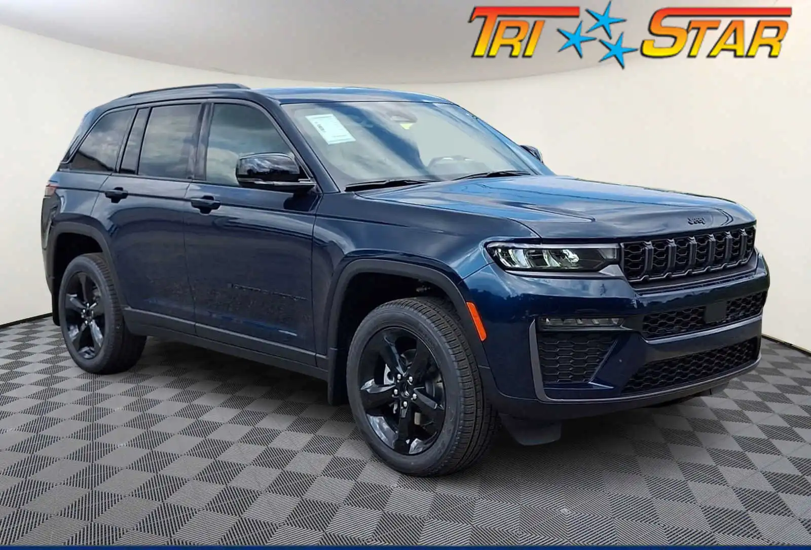 2027 Jeep Grand Cherokee Limited 4WD's photo