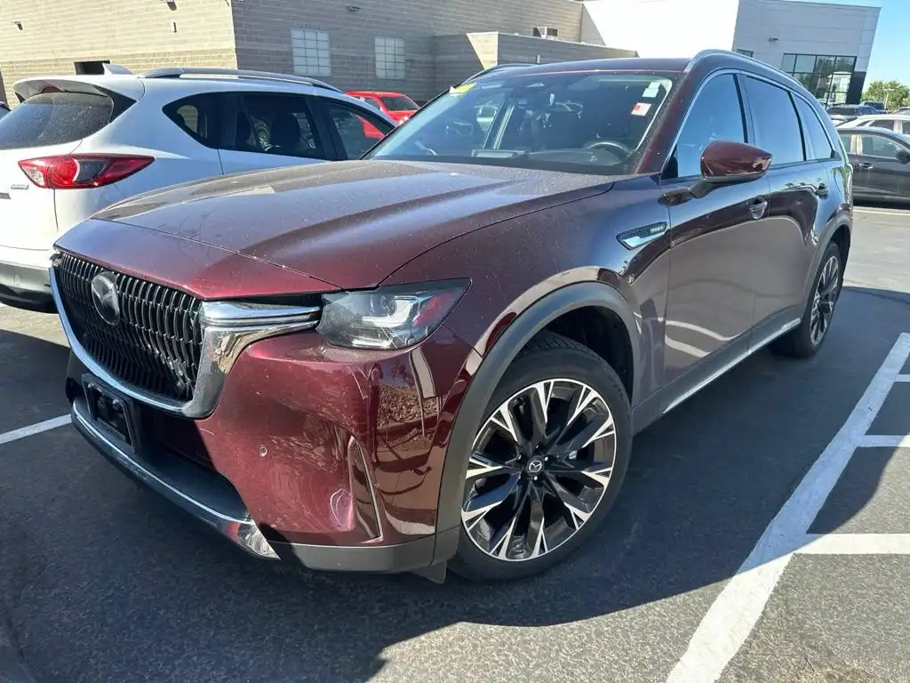 2024 Mazda CX-90 PHEV Premium Package's photo