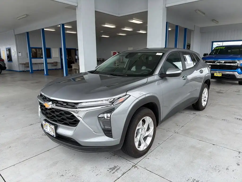 2026 Chevrolet Trax LS's photo
