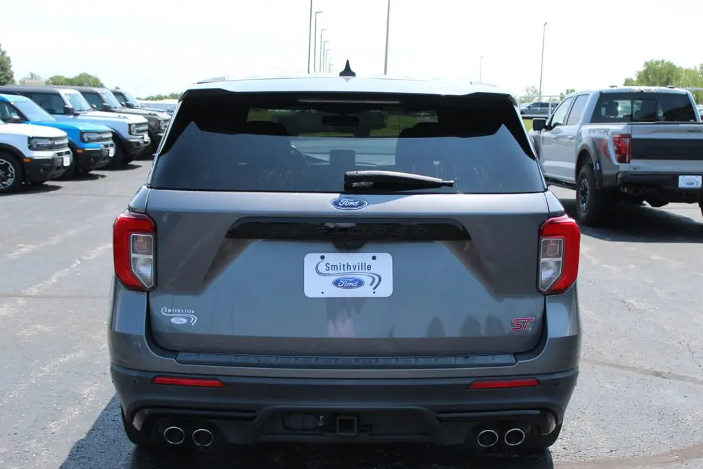 2021 Ford Explorer ST 4WD photo 4