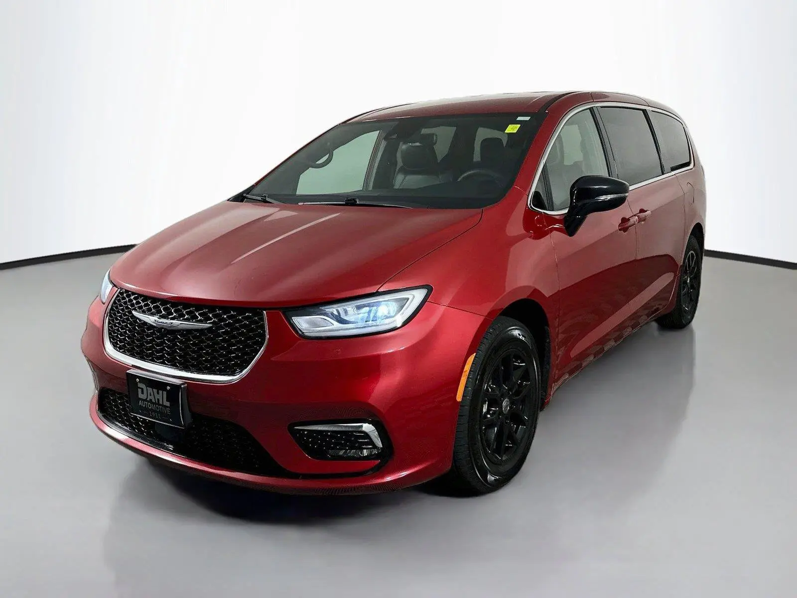 2025 Chrysler Pacifica Select photo 4