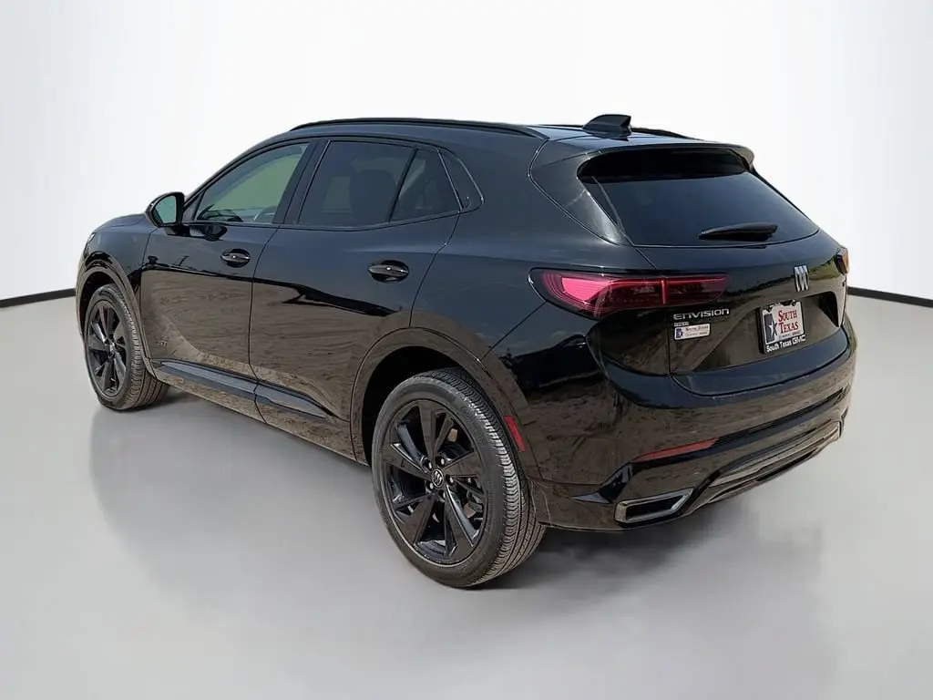 2025 Buick Envision Sport Touring AWD photo 5
