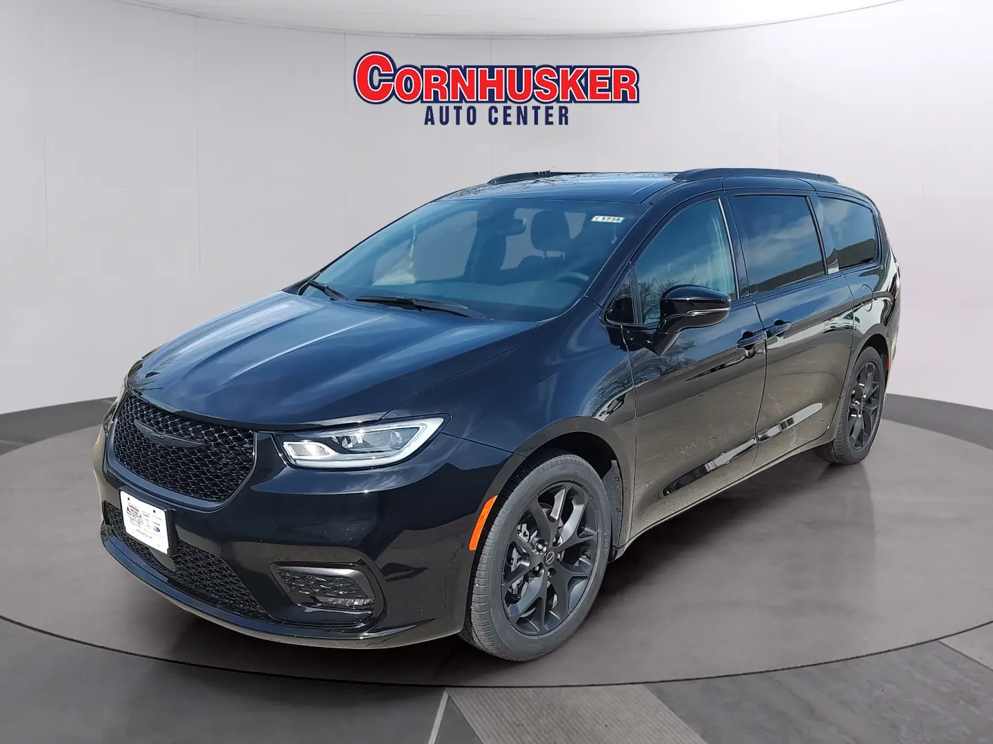2026 Chrysler Pacifica Select photo 3