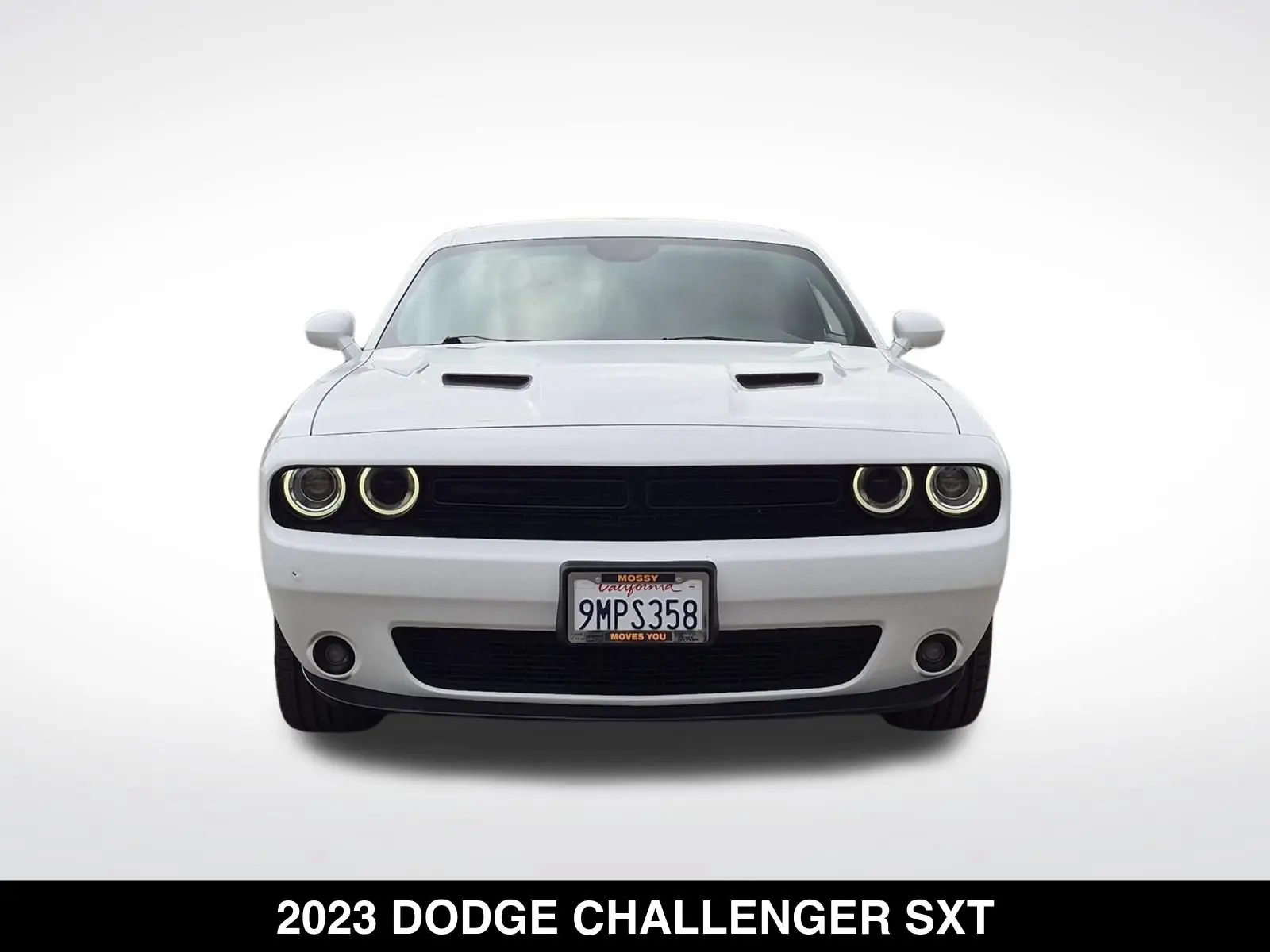 2023 Dodge Challenger SXT Auto photo 4