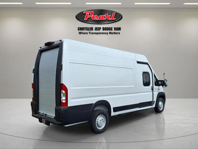 2025 RAM ProMaster EV 3500 Step Van 159" WB Super High Roof photo 3