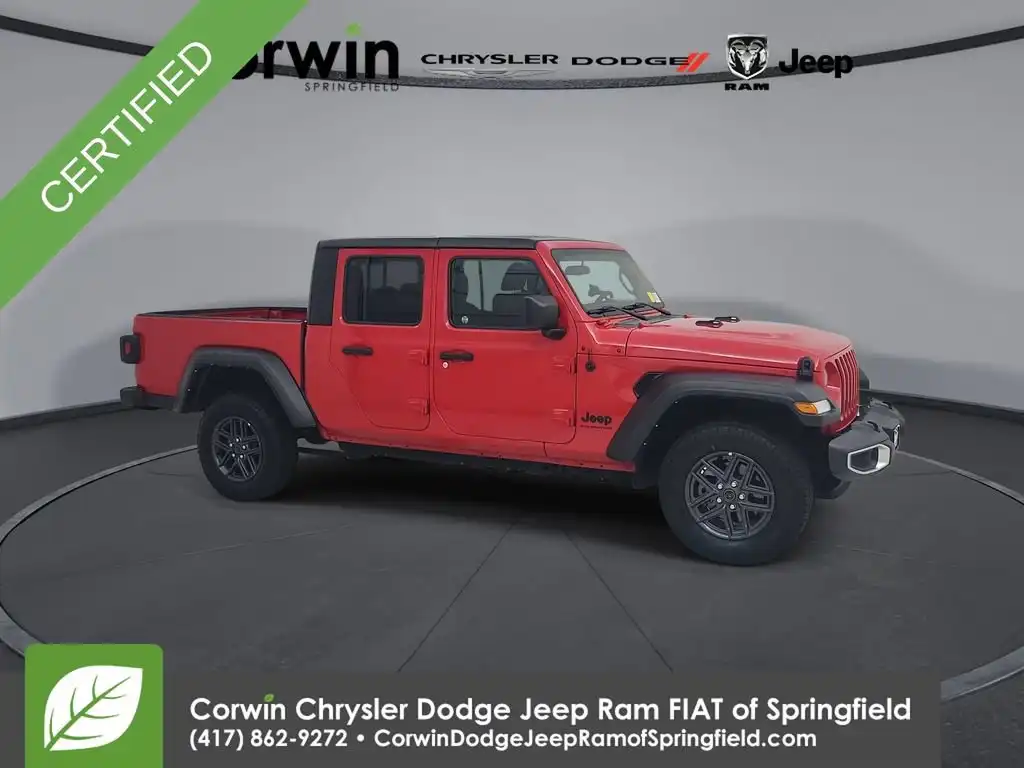 2023 Jeep Gladiator Sport S's photo